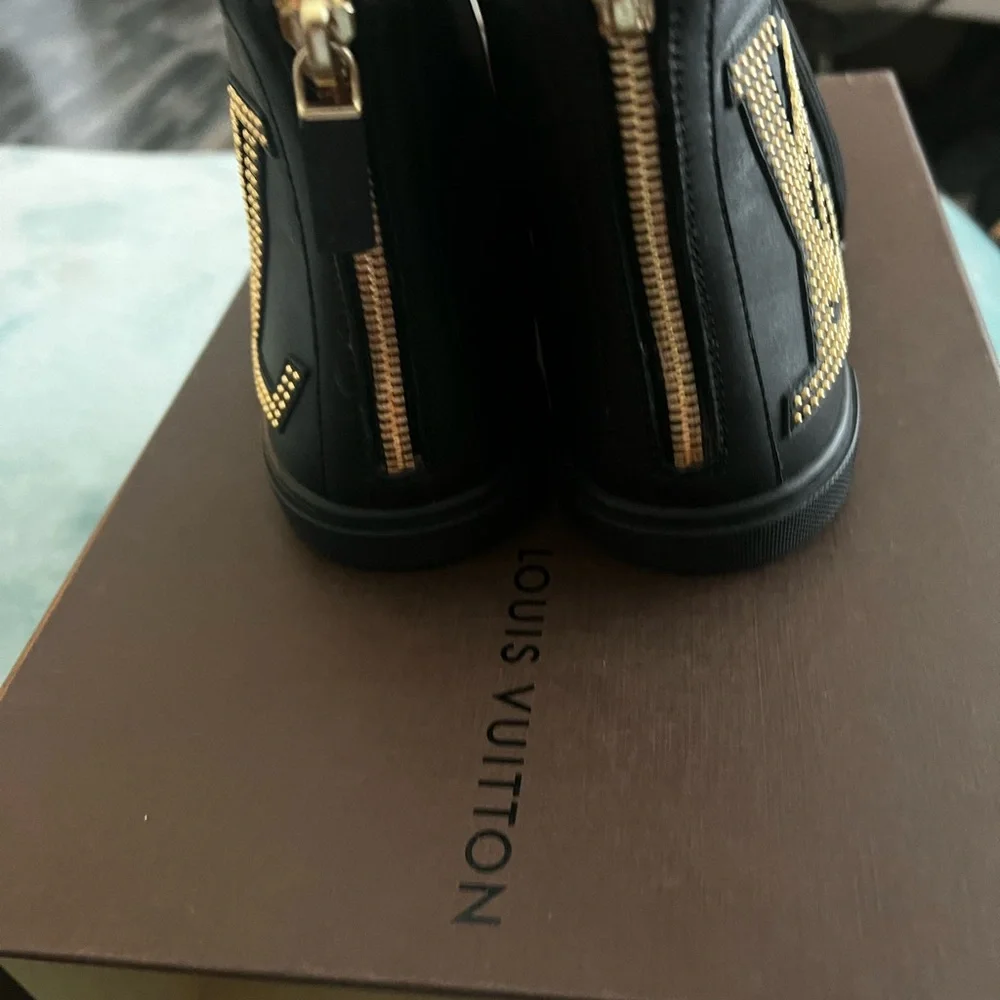 Louis Vuitton Black and Gold Studded booties - Picture 8 of 9
